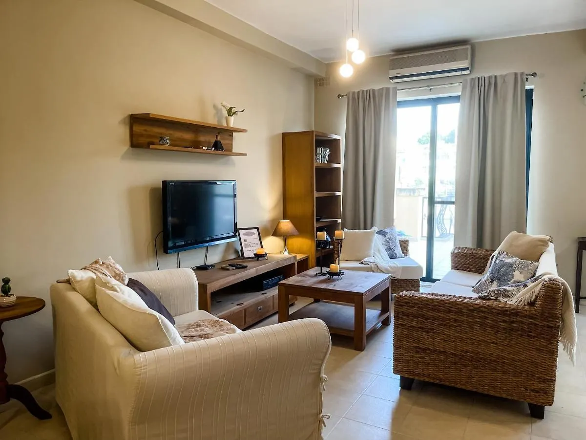 Charming 2Br Apartment With Large Terrace And Valley Views St Julians Saint Julian's